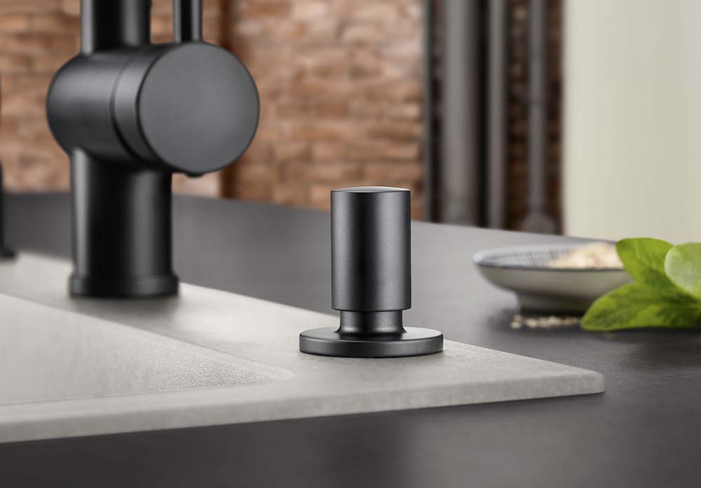 Pop-up knopp LATO matt svart