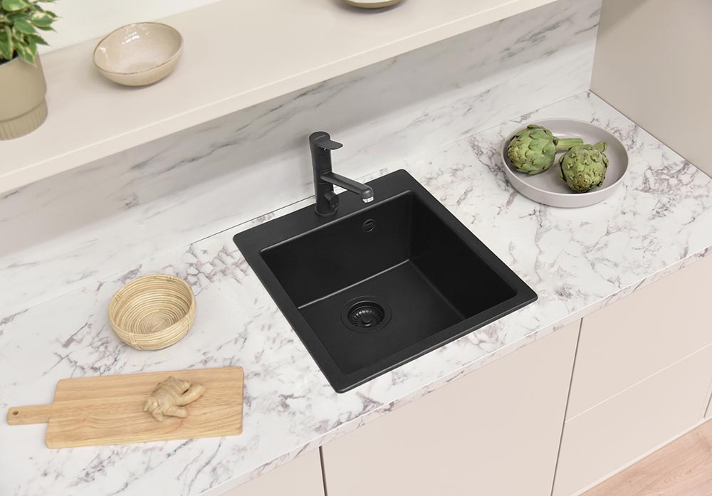 LAPETEK LUKA 5 svart